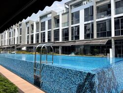 Belgravia Villas (D28), Terrace #599315081